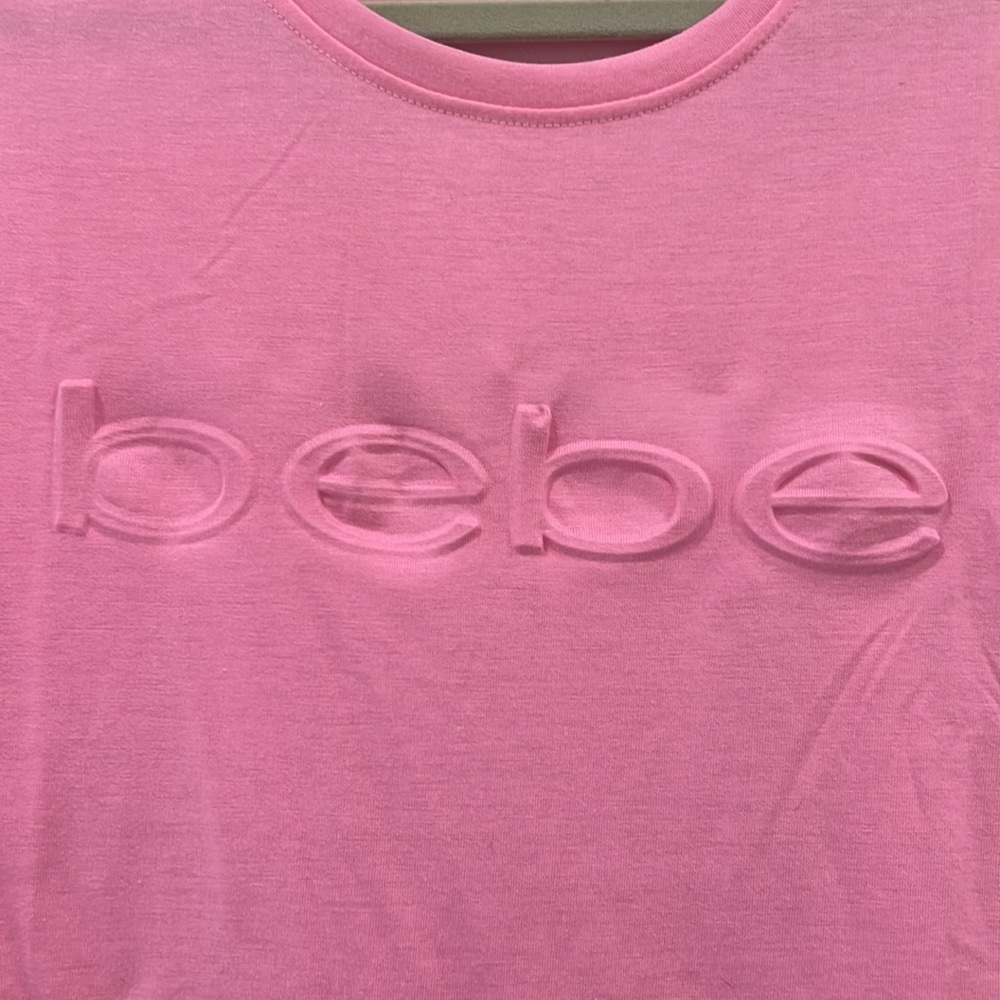 Women’s bebe sport raised logo tee in begonia pink small - Picture 2 of 8